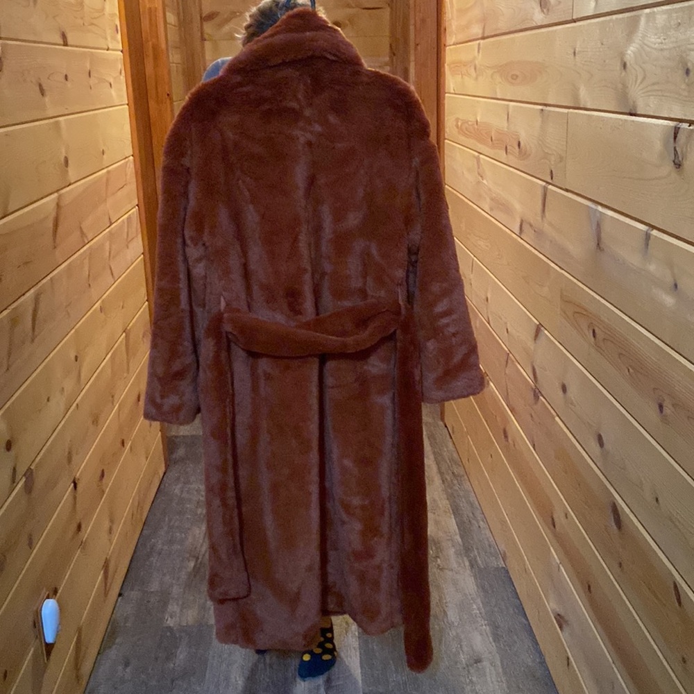 Coat - Picture 2 of 4